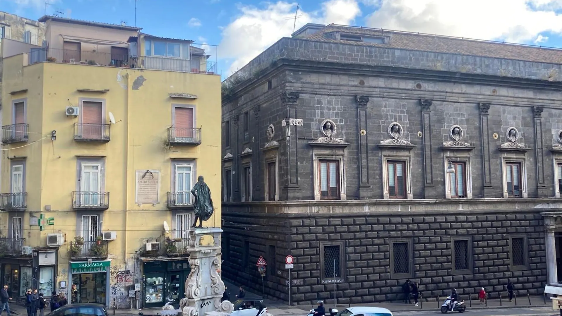 Evaref House Naples